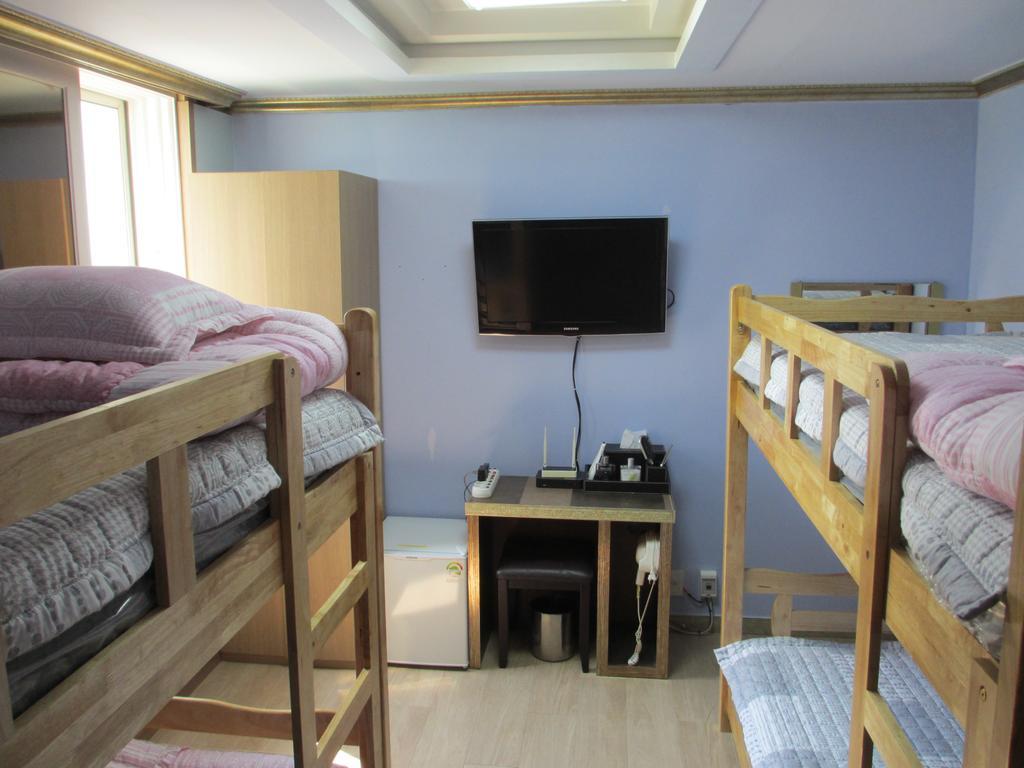 Moiri Guesthouse Yeosu Εξωτερικό φωτογραφία