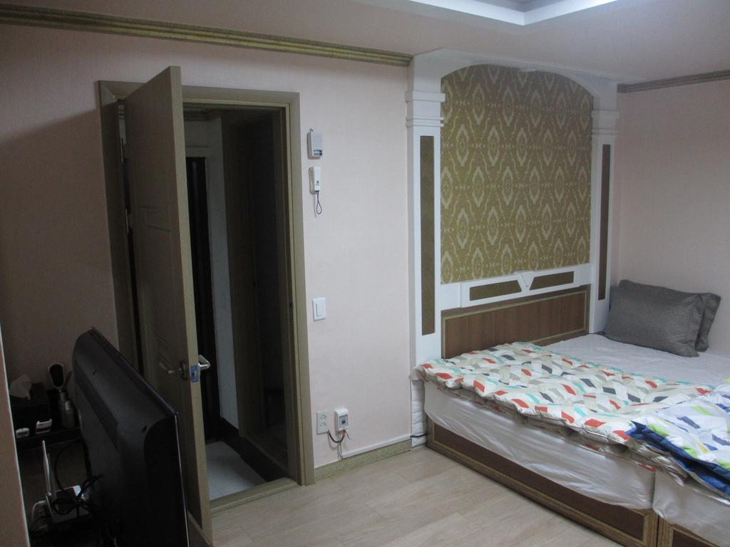 Moiri Guesthouse Yeosu Εξωτερικό φωτογραφία