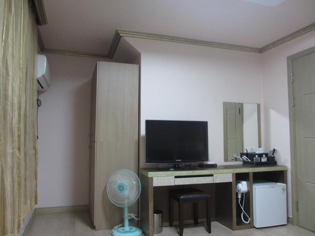 Moiri Guesthouse Yeosu Εξωτερικό φωτογραφία
