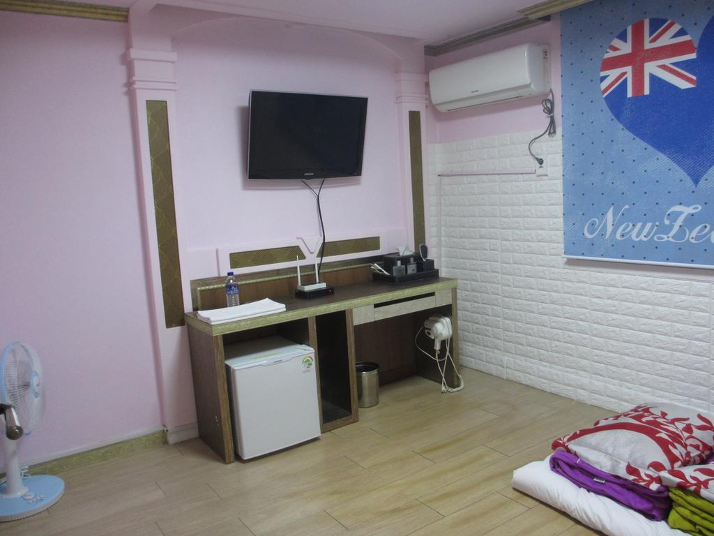 Moiri Guesthouse Yeosu Εξωτερικό φωτογραφία